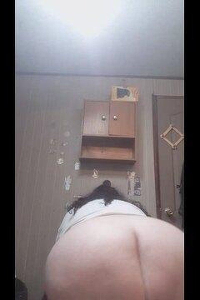 Dancing Buttcrack - Screenshot 1 of 4 - Amateur