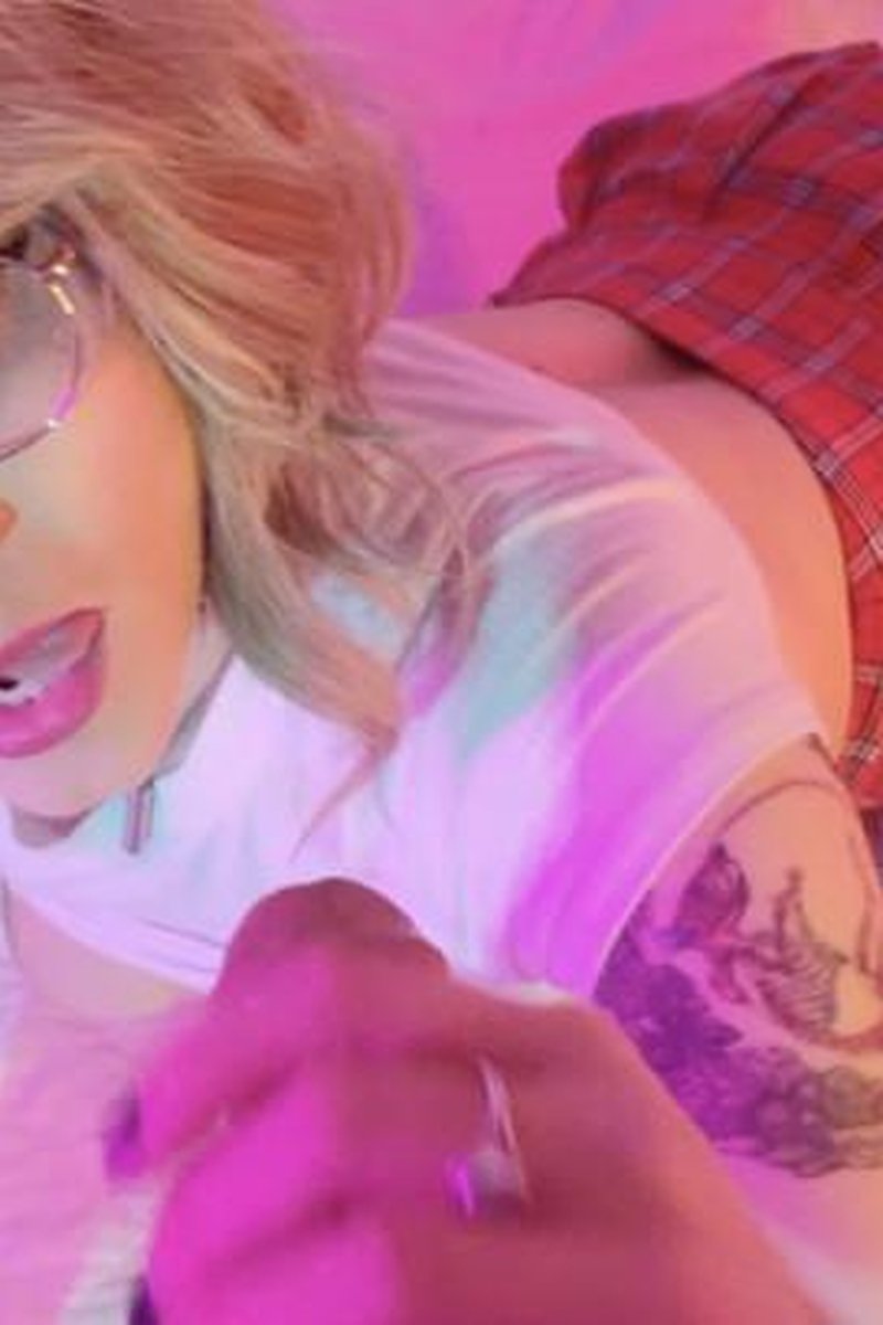 Cum Begging 101 - Screenshot 1 of 4 - Creampie