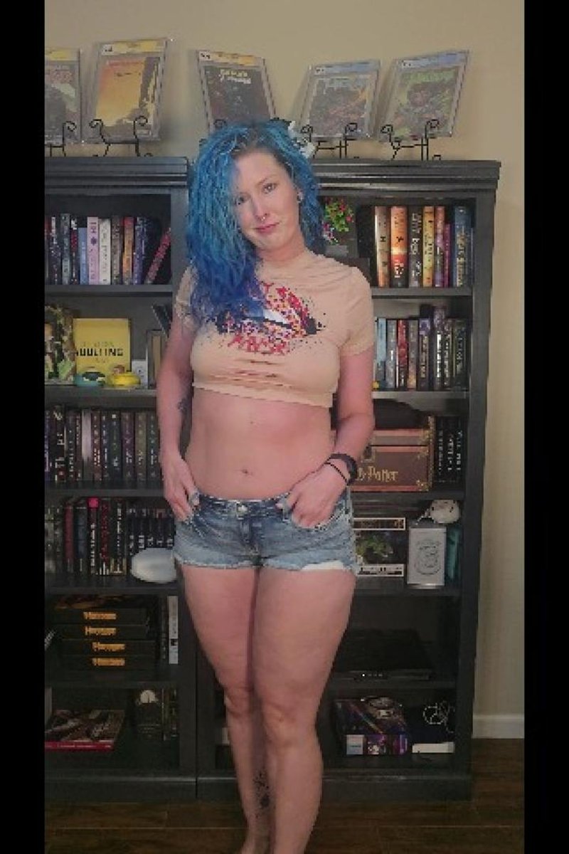 Strip Down - Screenshot 1 of 4 - Jeans