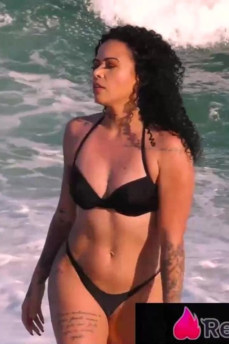 Mineirinha Pagou Uber Carioca Com Anal No Pelo! - Screenshot 1 of 4 - All Sex