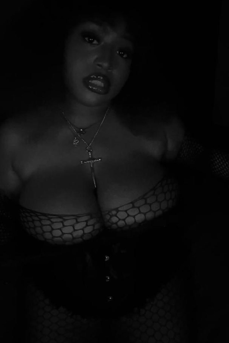 Whip Beating - Screenshot 1 of 4 - Whips