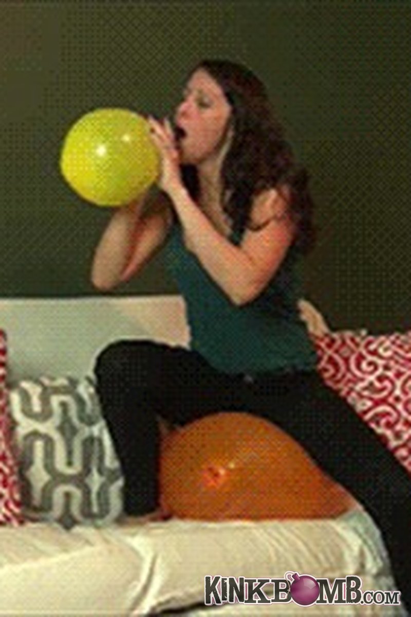 Madame Amiee: Inflate and Bounce S2 P - Screenshot 1 of 4