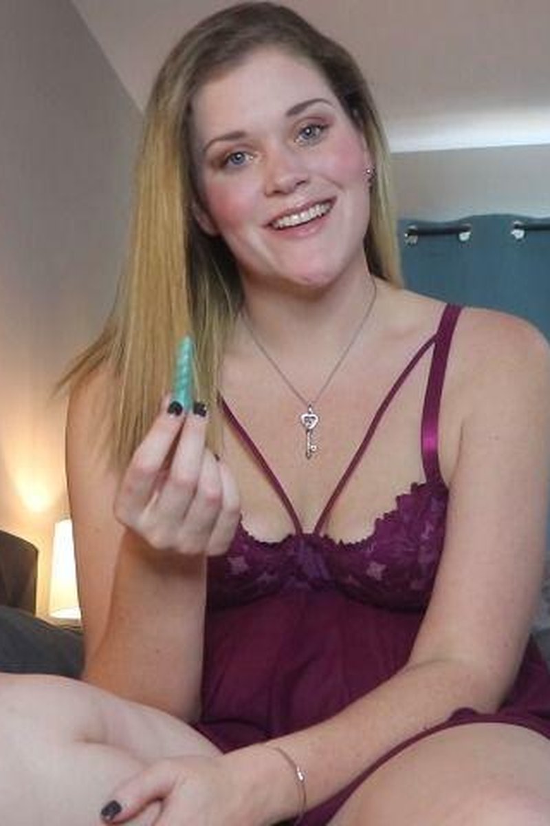 Tiny Cock Cuck - Screenshot 1 of 4 - Chastity Toys