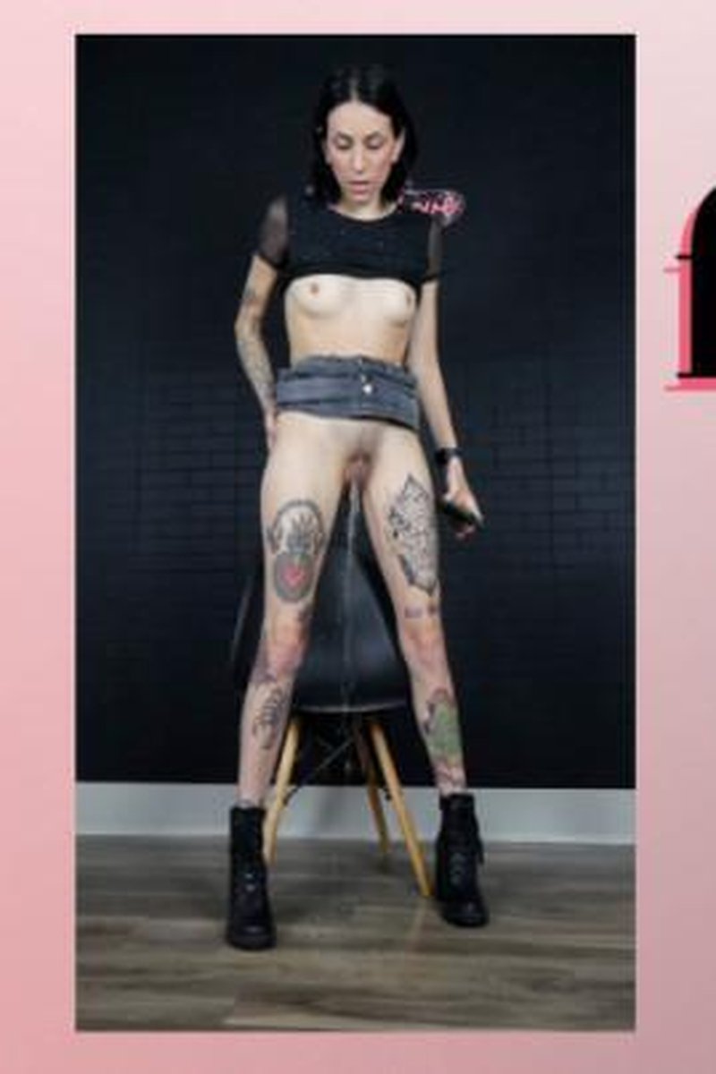 Pee Test - Screenshot 1 of 4 - Boots