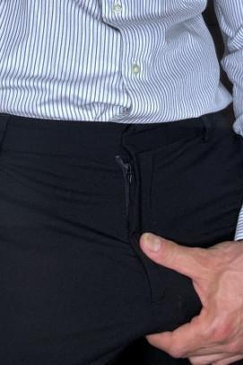Suit Stroking - Screenshot 1 of 4 - Beards