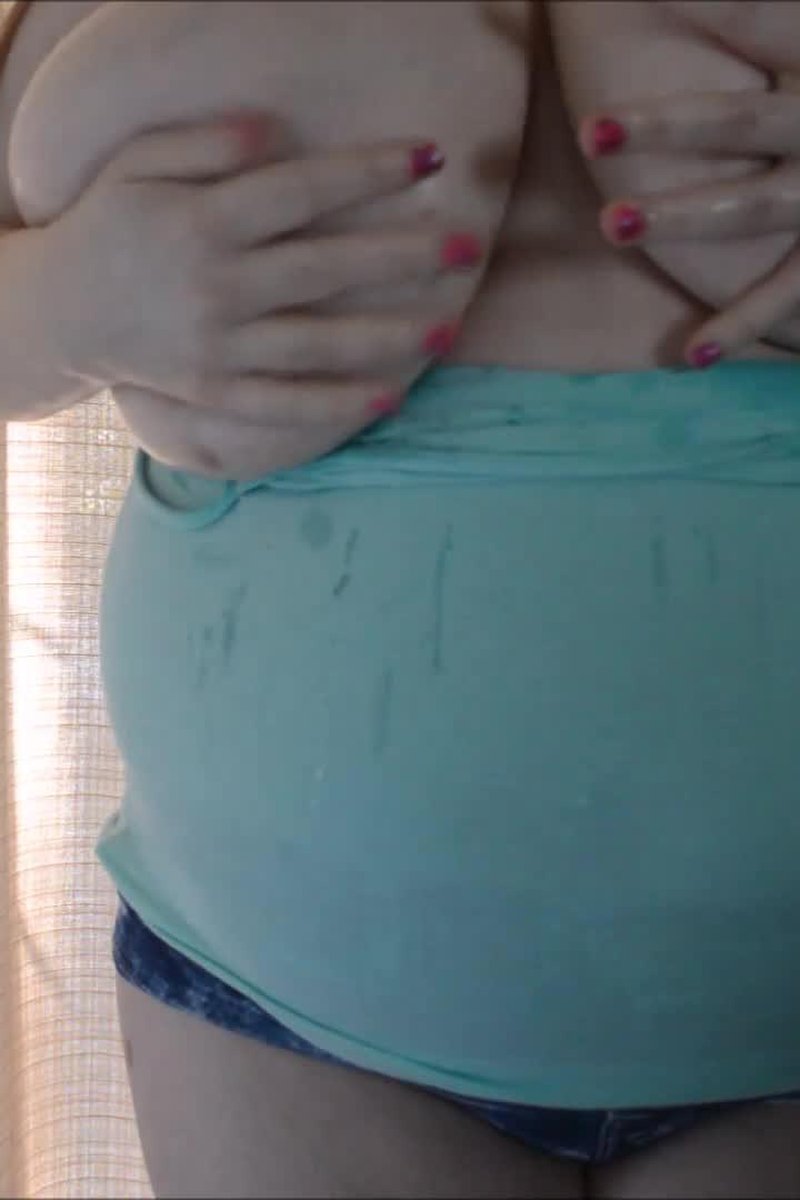 Icey Nips - Screenshot 1 of 4 - Big Tits