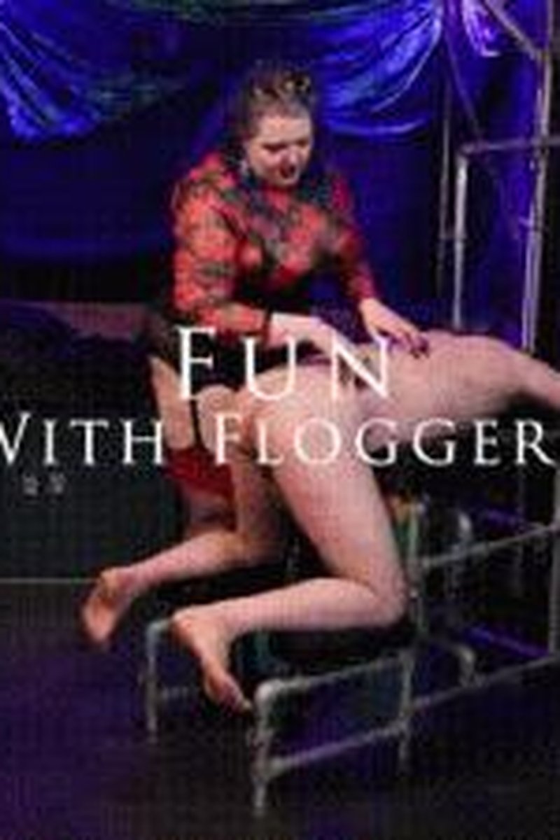 Fun With Floggers - Screenshot 1 of 4 - Corset