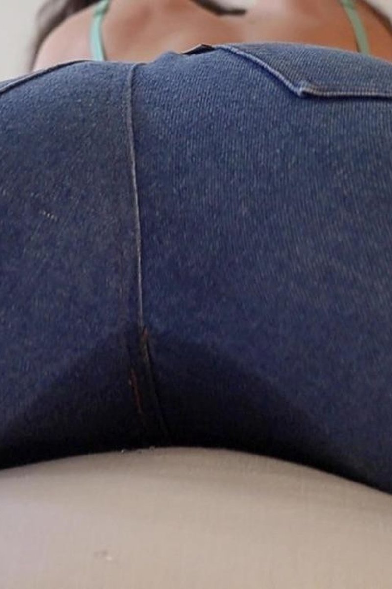 Jeans Wetting, Peeing on Pillow. Humping - Screenshot 1 of 4 - Adorable