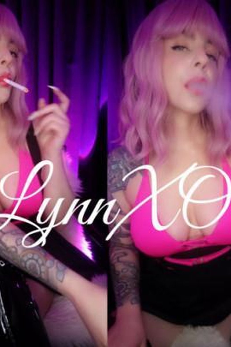 TP-manyvidsdanilynn-sexy-smoking-with-glossy-lips-and-long-nails