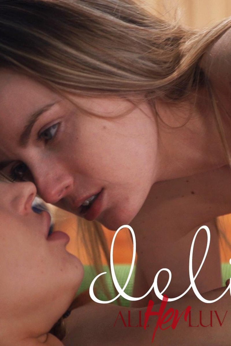 Delicate - Screenshot 1 of 4 - Facesitting