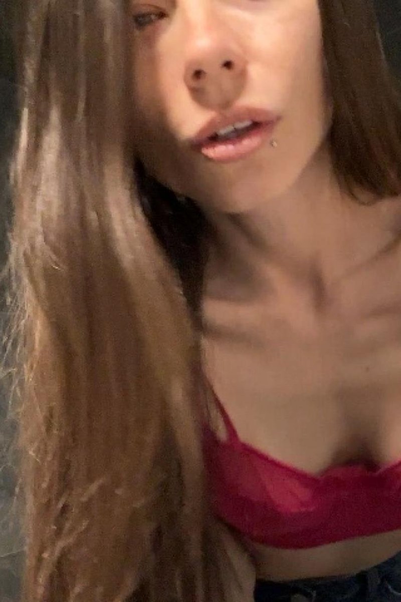 Abs Check June - Screenshot 1 of 4 - Belly Fetish