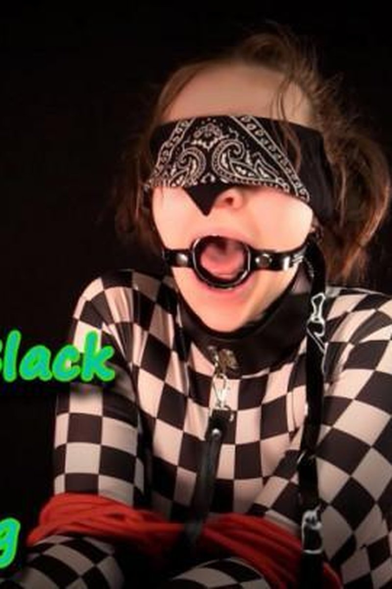 O-Ring Gag - Screenshot 1 of 4 - Bondage