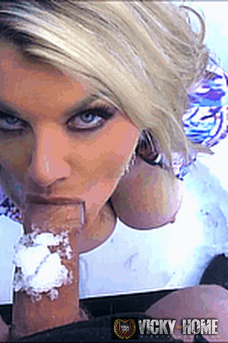Snowblower - Screenshot 1 of 4 - Blowjob