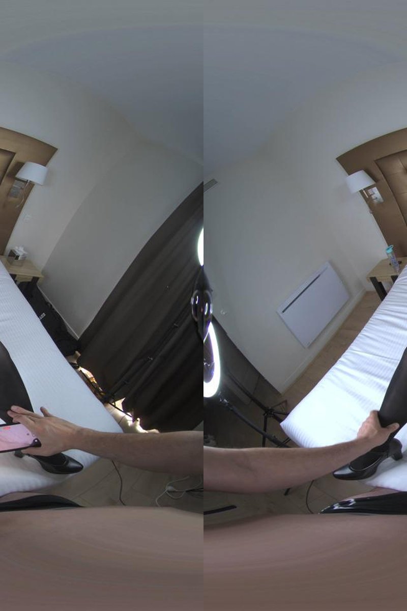 Test 180 VR 8K - Screenshot 1 of 4 - Blowjob