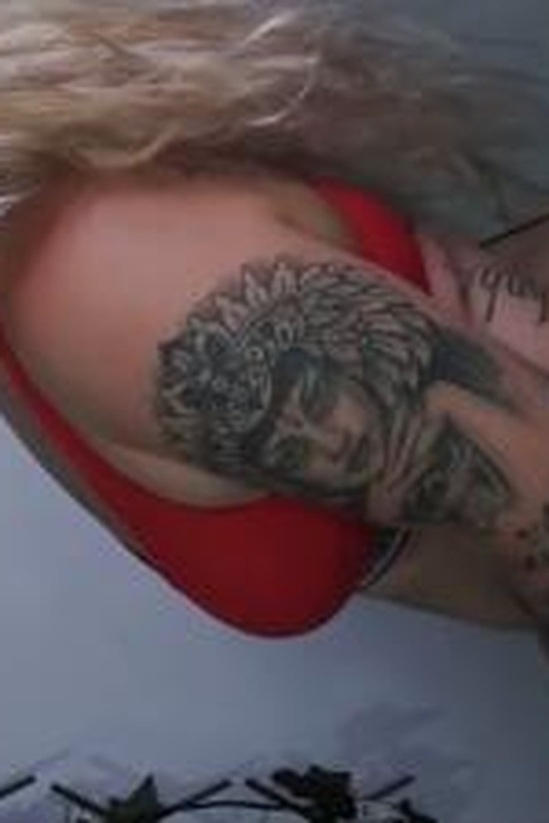 Booty Or BBC - Screenshot 1 of 4 - Ass Worship