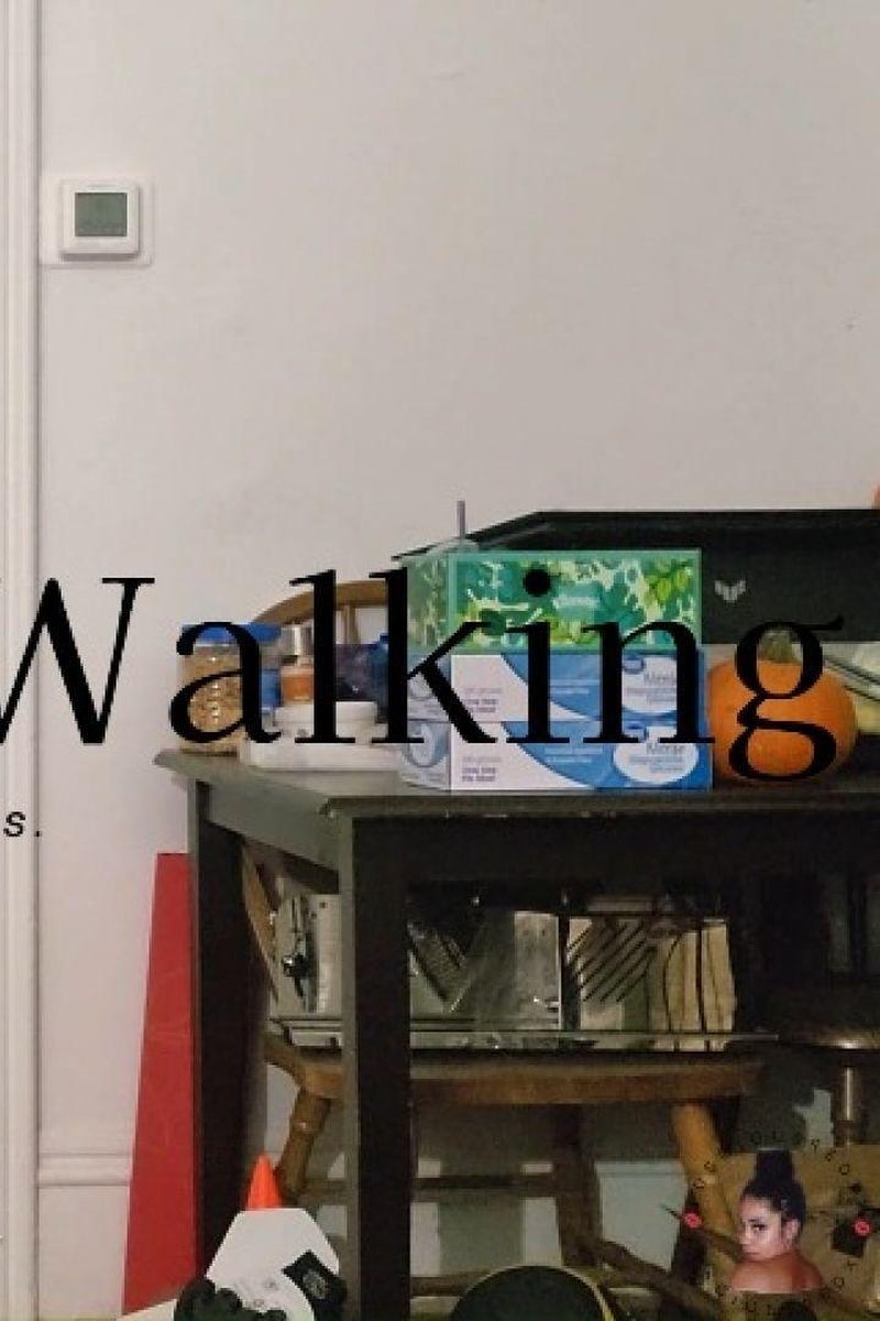 Slow Naked Walking - Screenshot 1 of 4 - Natural Tits