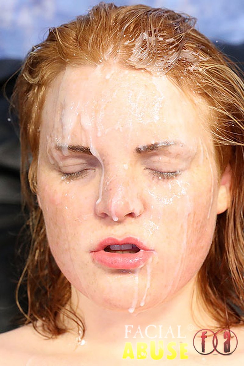 Ginger Rose - Screenshot 1 of 4 - Blowjob