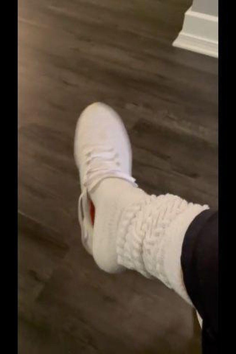 Slouch - Screenshot 1 of 4 - Socks