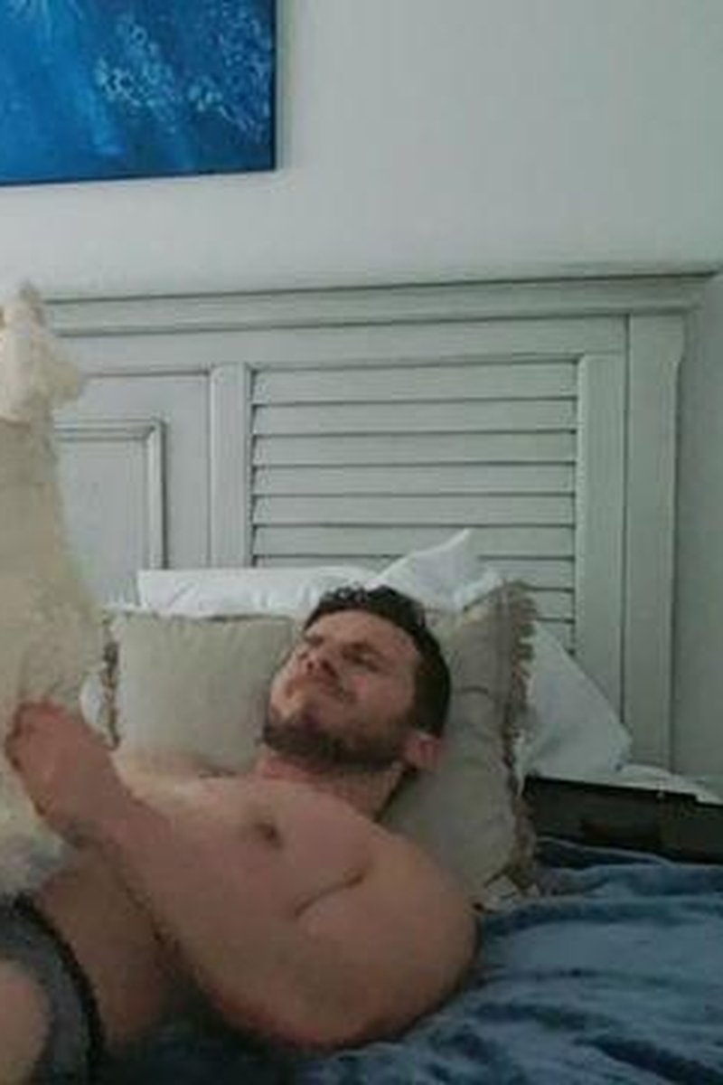 Pillow Humping - Screenshot 1 of 4