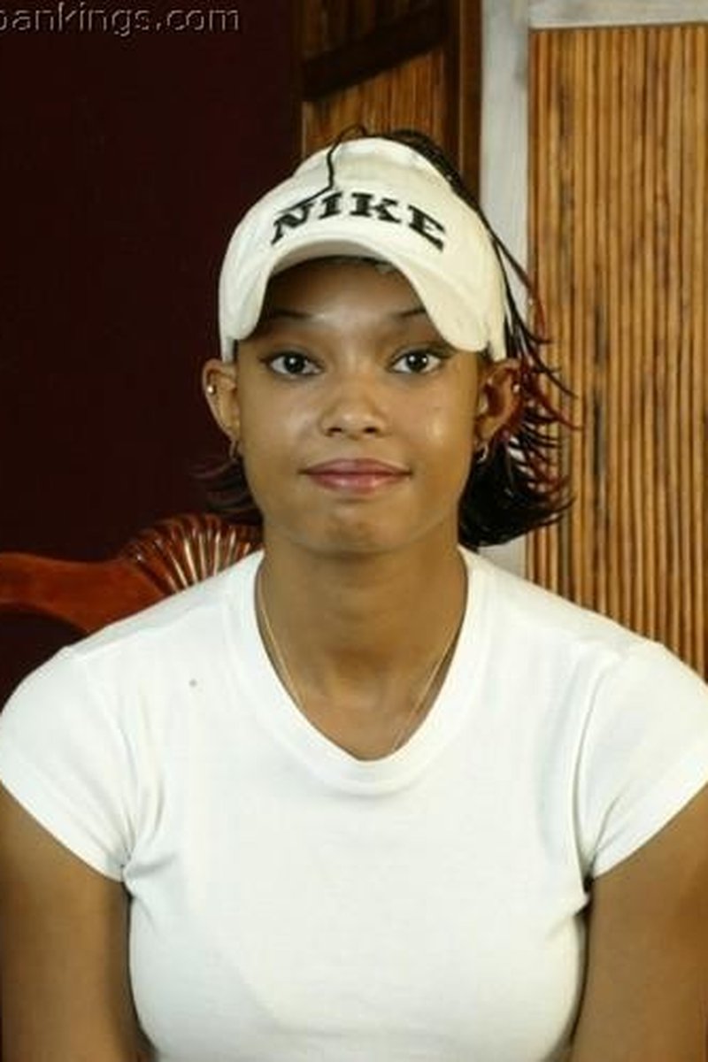 Spanking Re-Creation (E) - Screenshot 1 of 4 - Belt