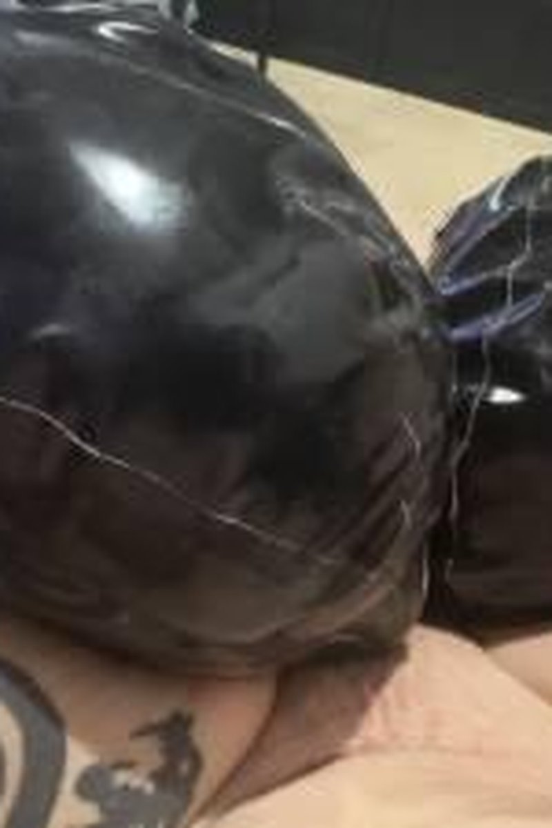 Equality - Screenshot 1 of 4 - BDSM