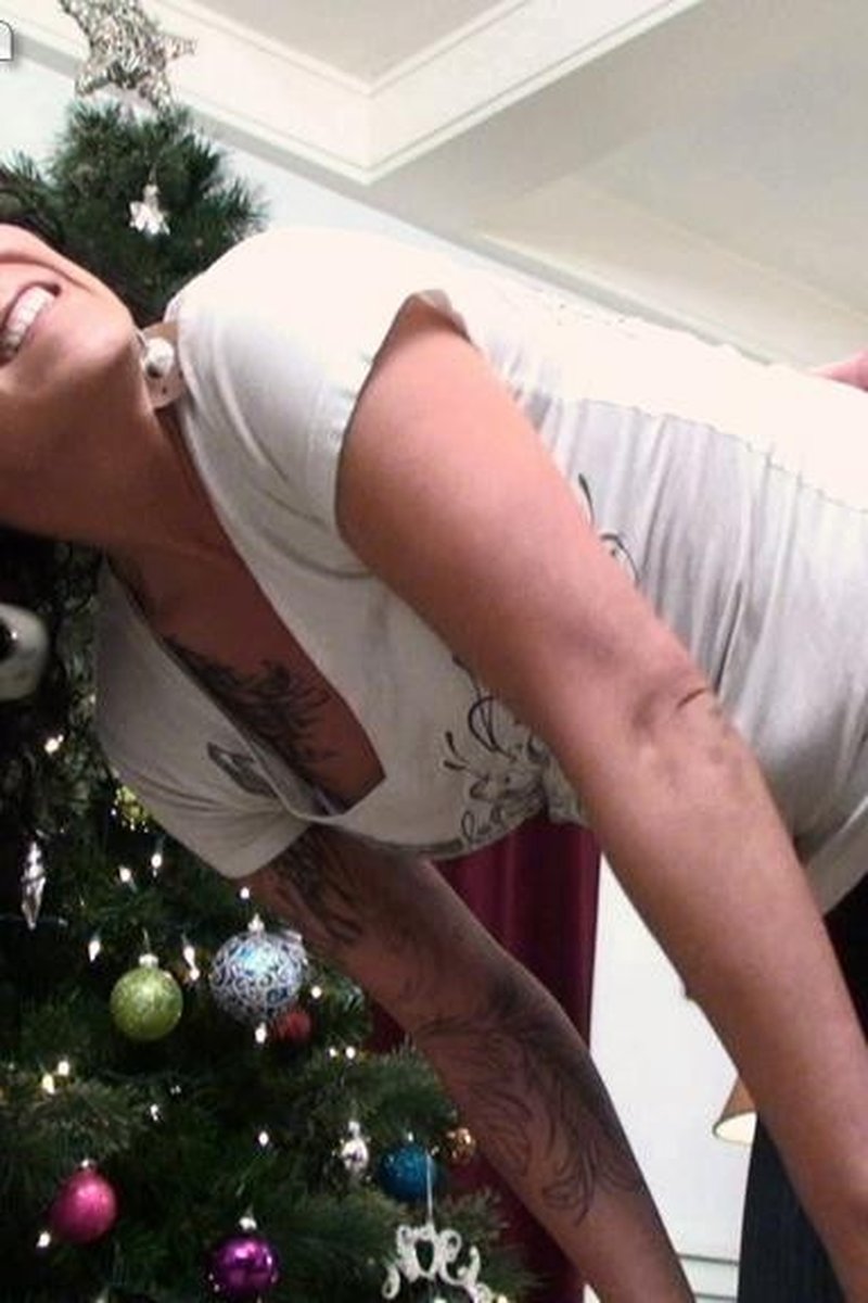 Caught Stealing (Part 2 ) - Screenshot 1 of 4 - Bent Over