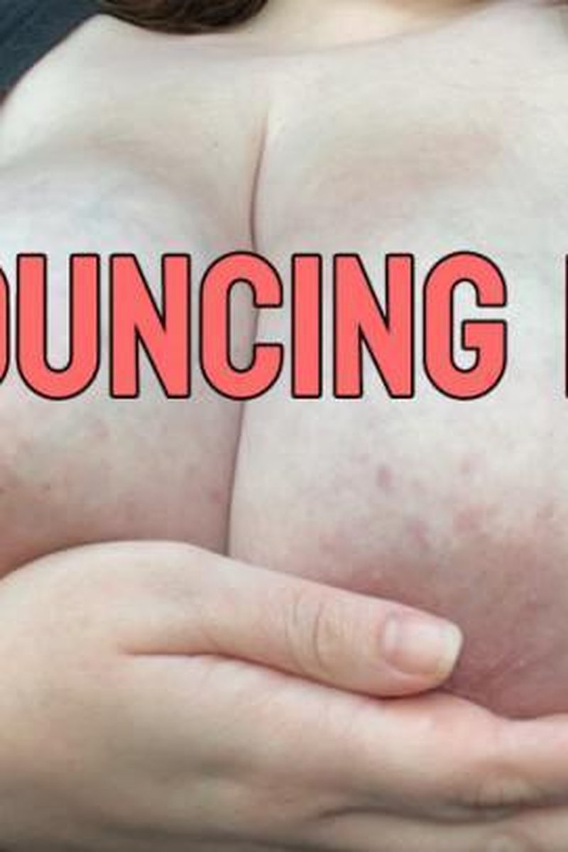 Big Boobs Bouncing - Screenshot 1 of 4 - Big Tits