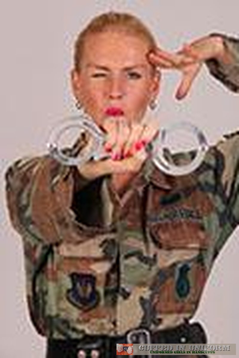 Airforce Babe - Screenshot 1 of 4 - Bondage