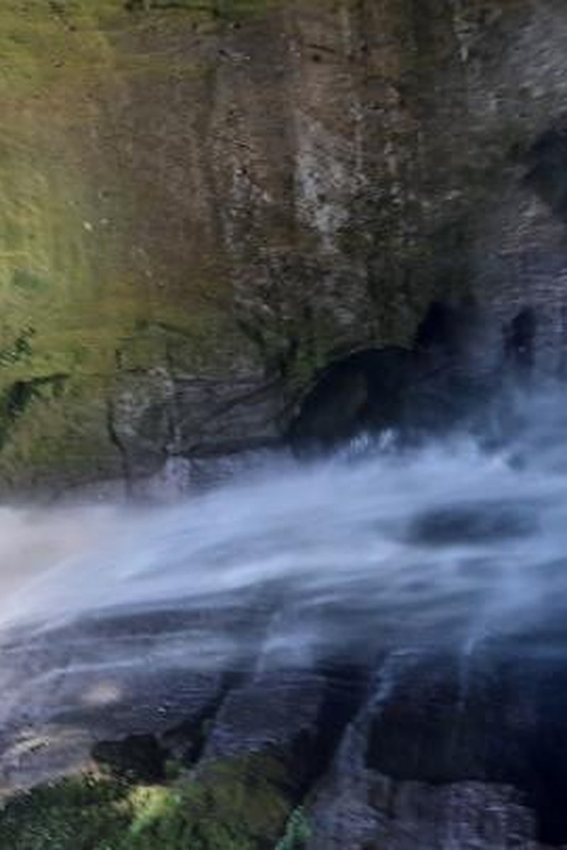 Waterfalls - Screenshot 1 of 4 - Sfw
