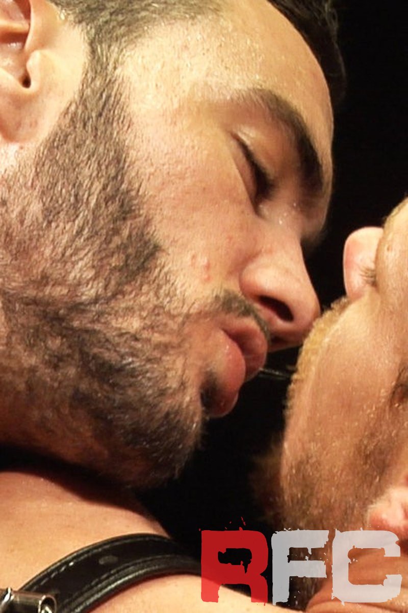 Alejandro & Toby - Screenshot 1 of 4 - Leather