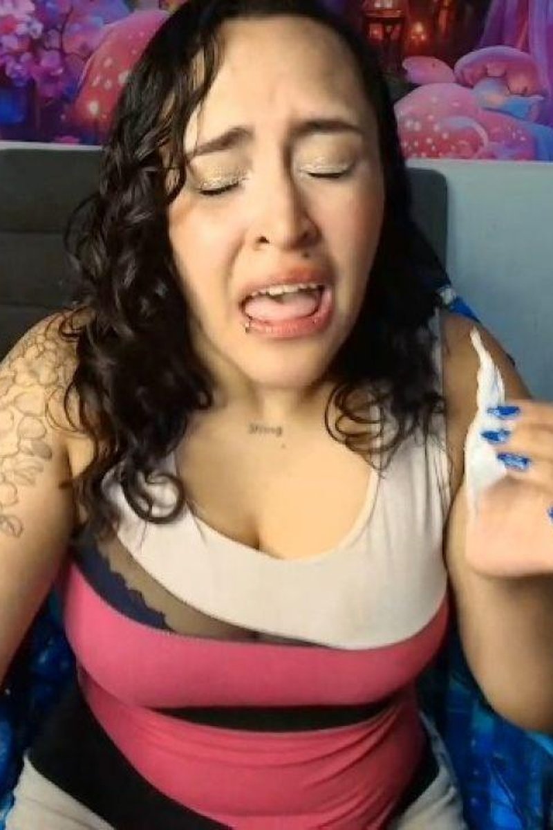 Sneezing - Screenshot 1 of 4 - Sneeze