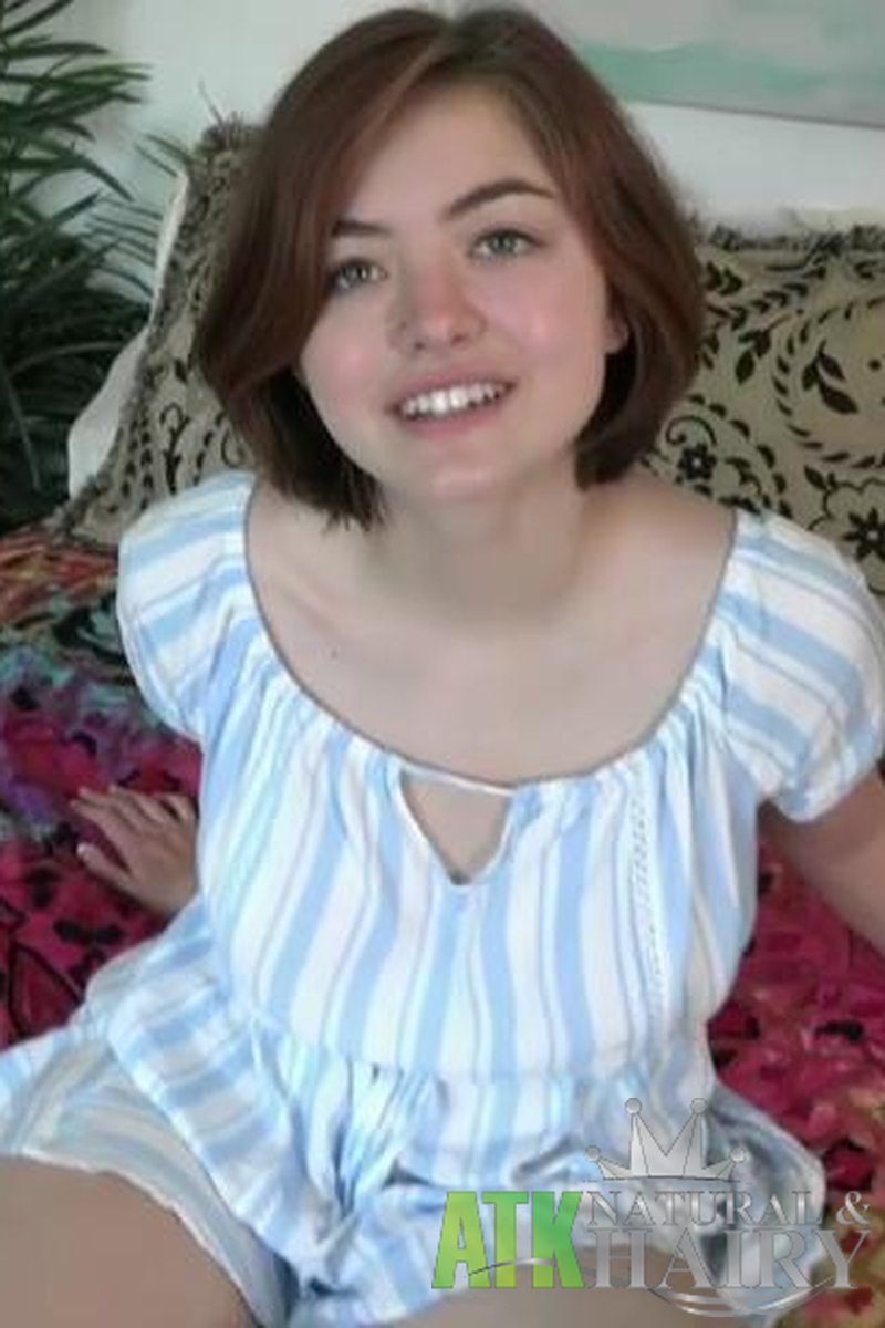 Aria Sky - Interview - Screenshot 1 of 4 - Aria Sky