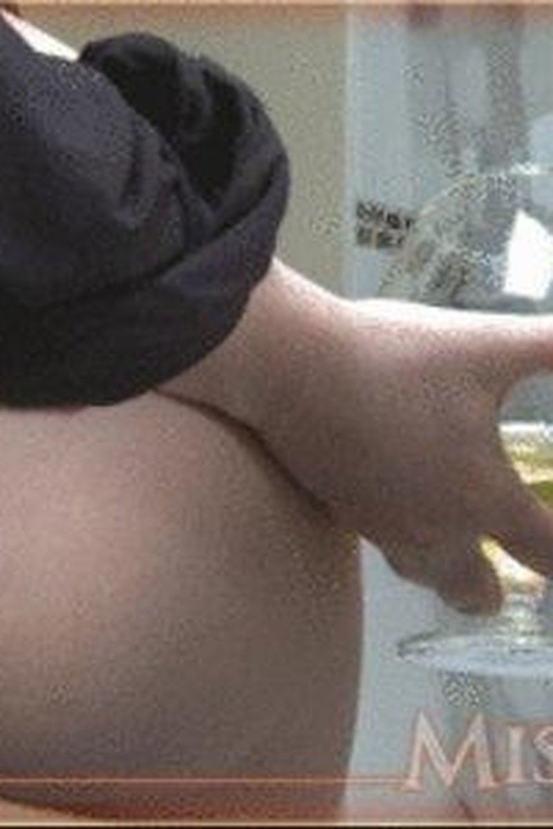 Thirsty - Screenshot 1 of 4 - Mistress T
