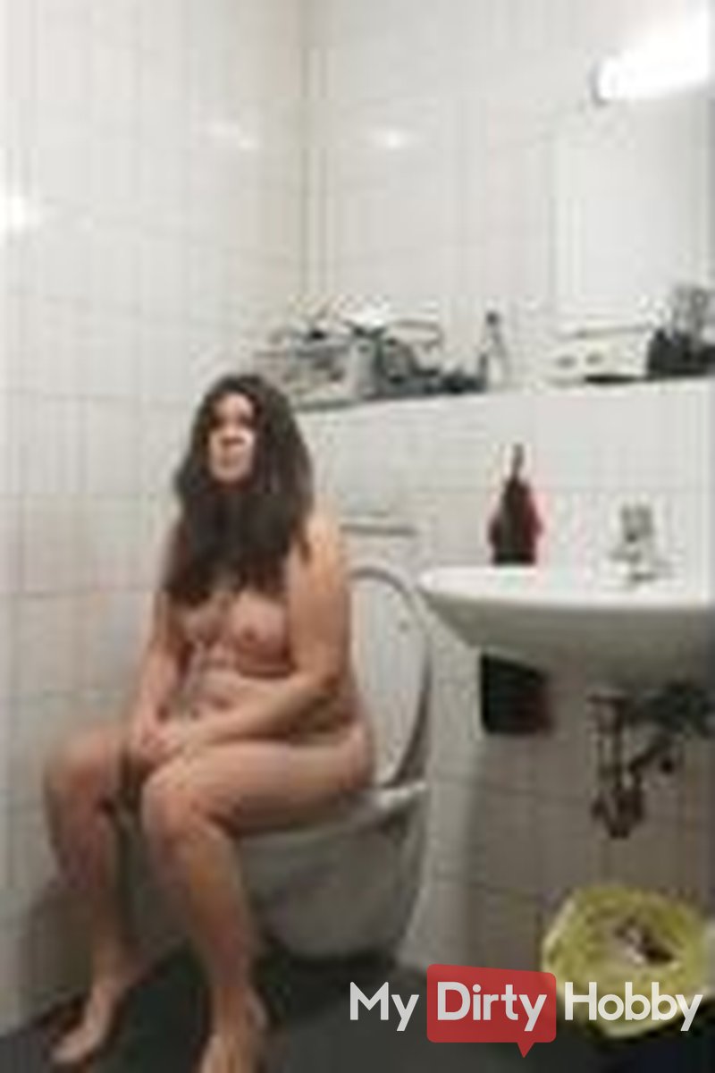 Little Pee. - Screenshot 1 of 4 - Chris Berg