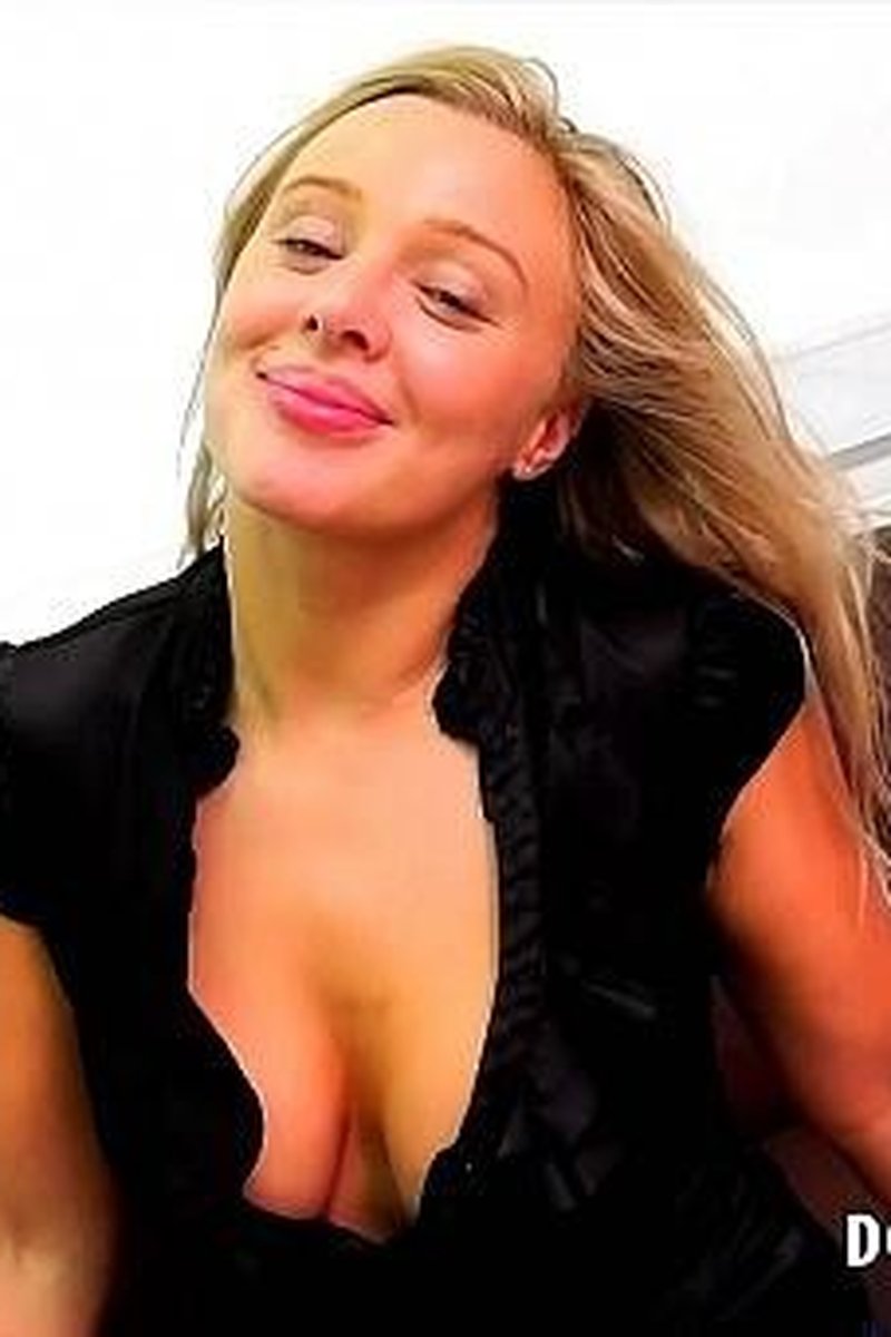 Beth Bennet - Screenshot 1 of 4 - Downblouse