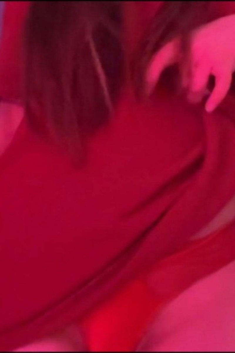 Slow Dance - Screenshot 1 of 4 - Dancer