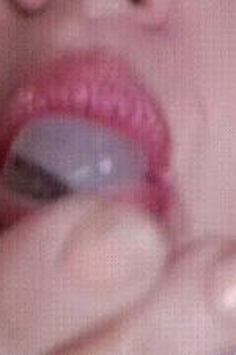 Ice Seduction - Screenshot 1 of 4 - Big Eyes