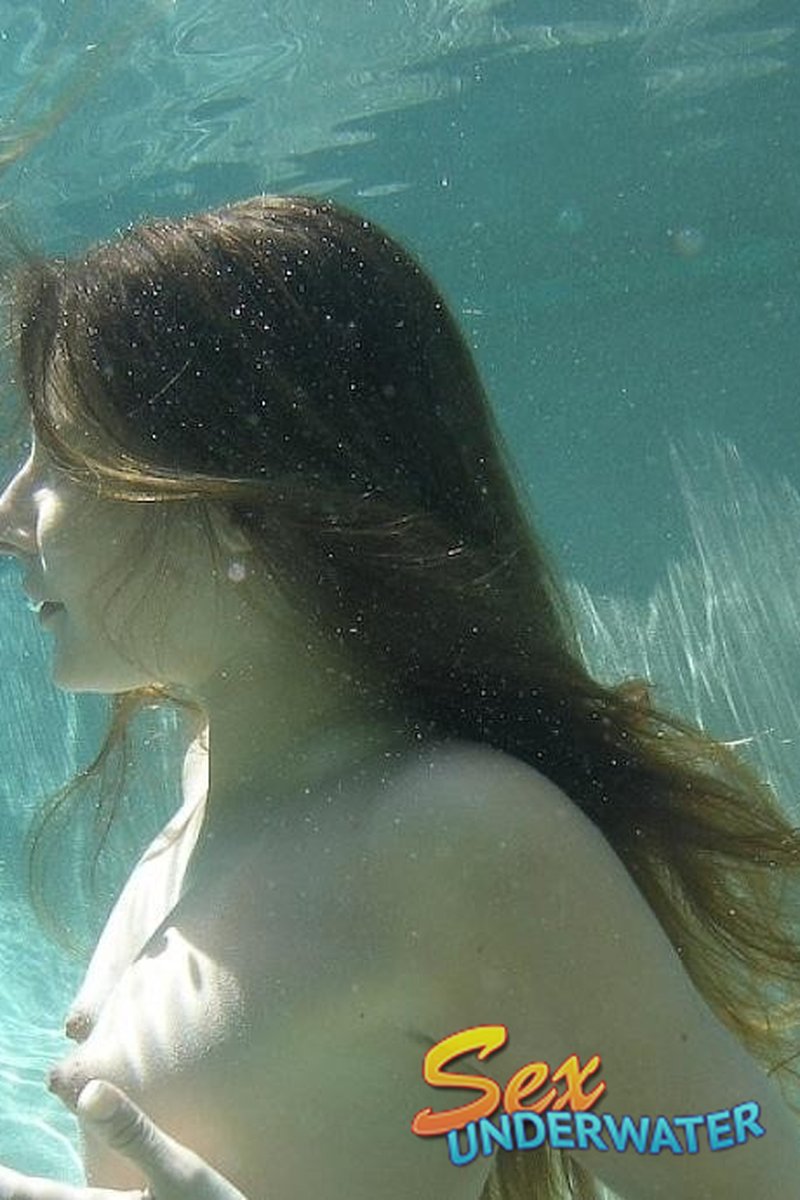 Peyton Uw Model Training - Screenshot 1 of 4 - Water