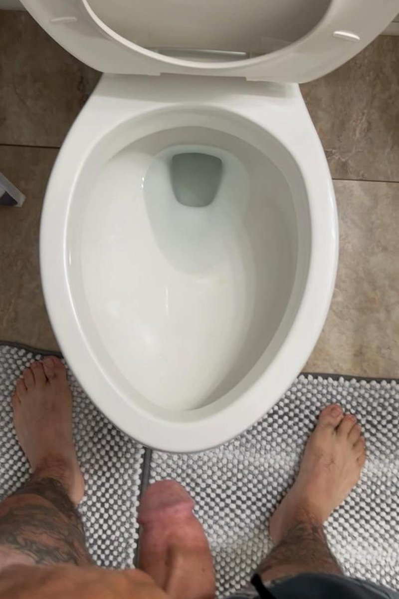 Pissing Good - Screenshot 1 of 4 - All Sex