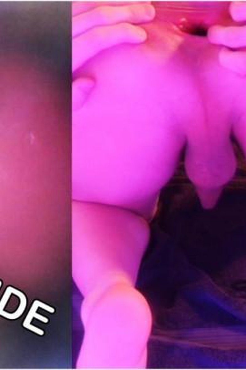 Split Screen Anal Toy Exploration - Screenshot 1 of 4 - Anal