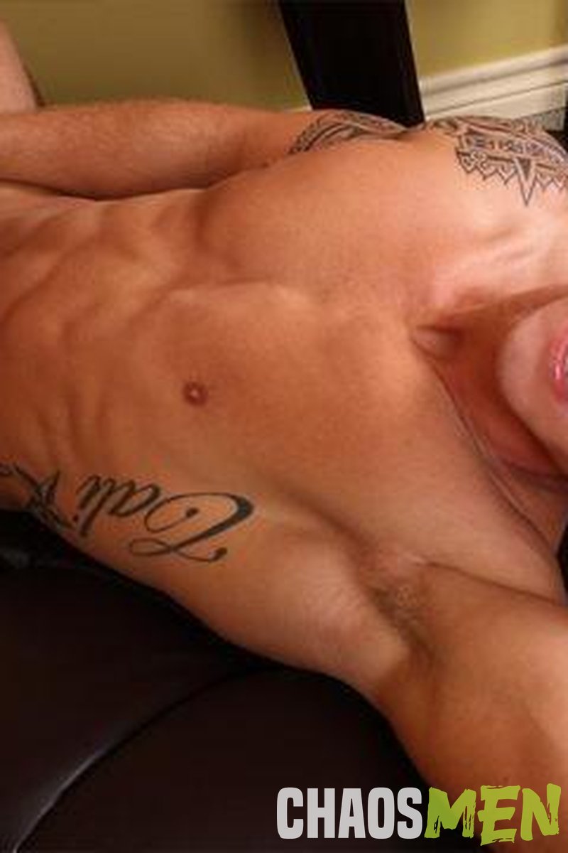 Jayden Solo - Screenshot 1 of 4 - Big Dick