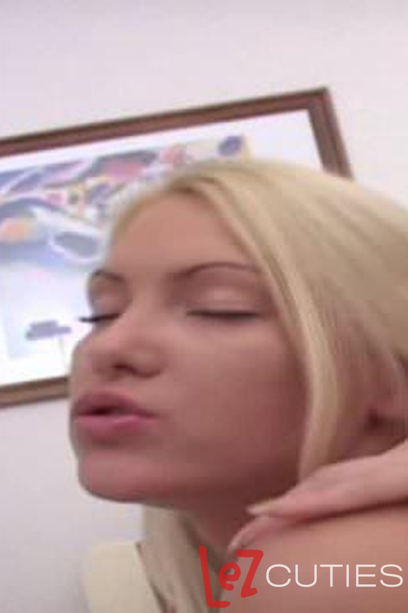 Sharing - Screenshot 1 of 4 - Amateur