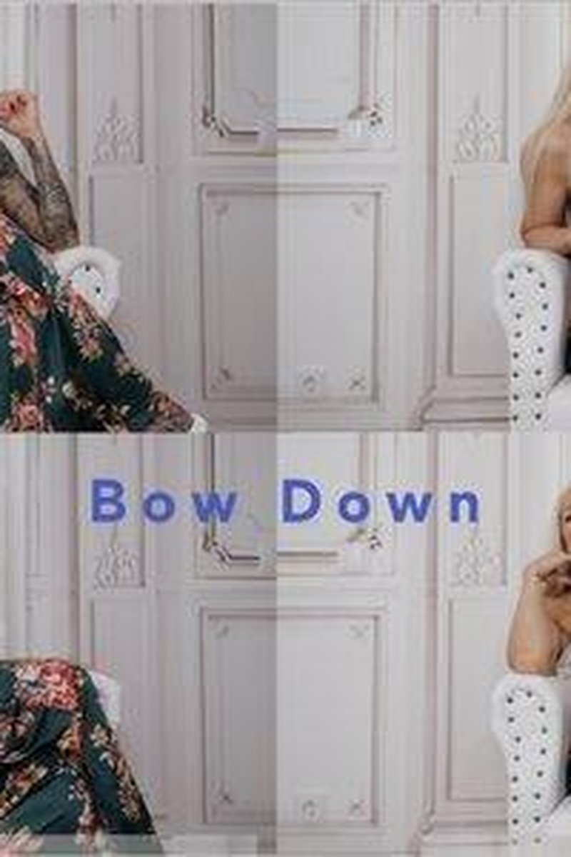 Bow Down - Screenshot 1 of 4 - Femdom