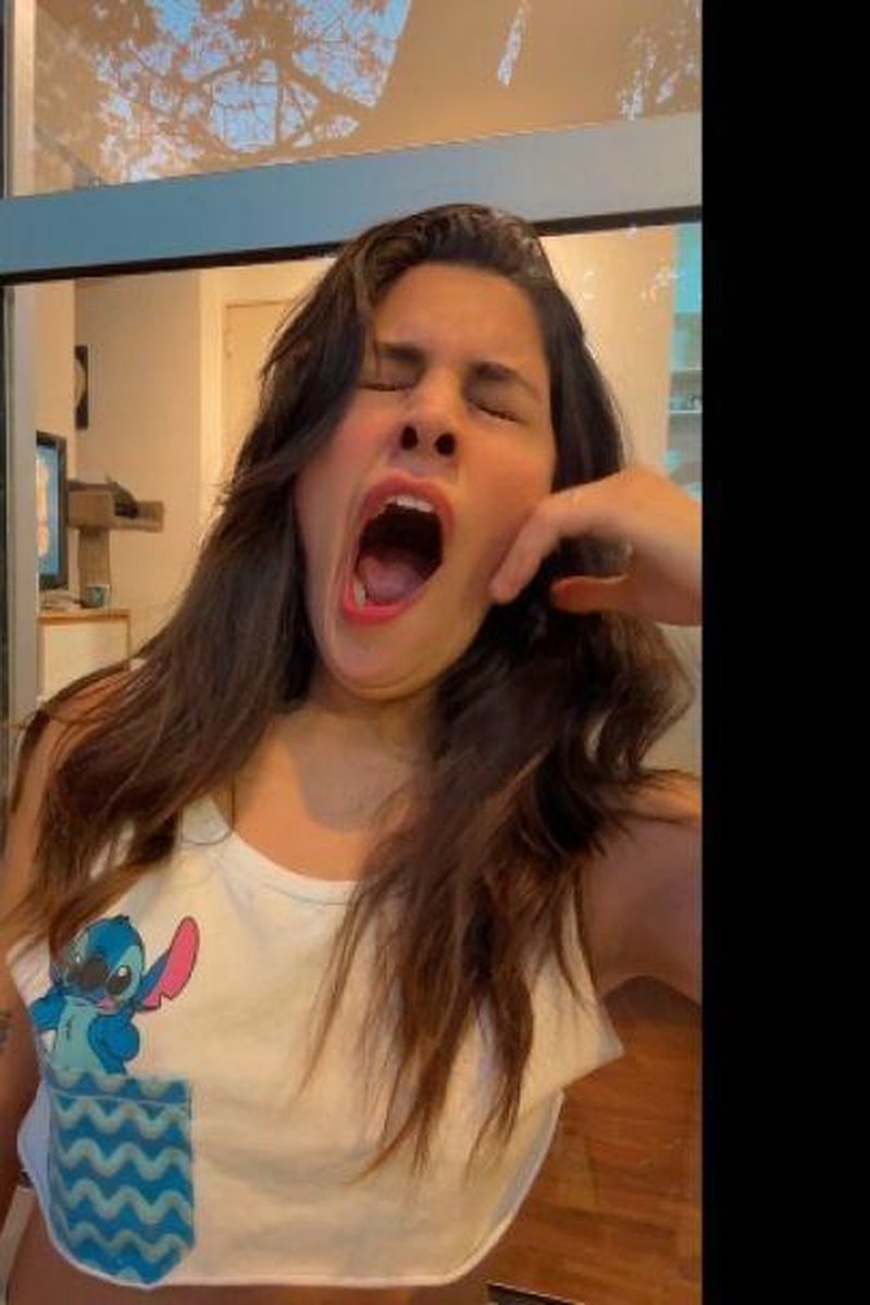 My Daily Yawning Moment - Screenshot 1 of 4 - Belly Fetish
