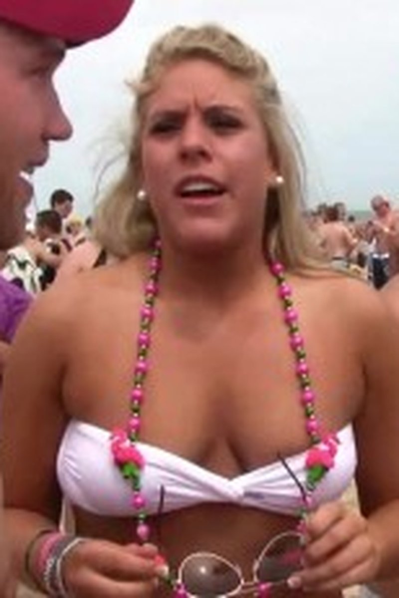 Spring Break Beach Bash - Screenshot 1 of 4
