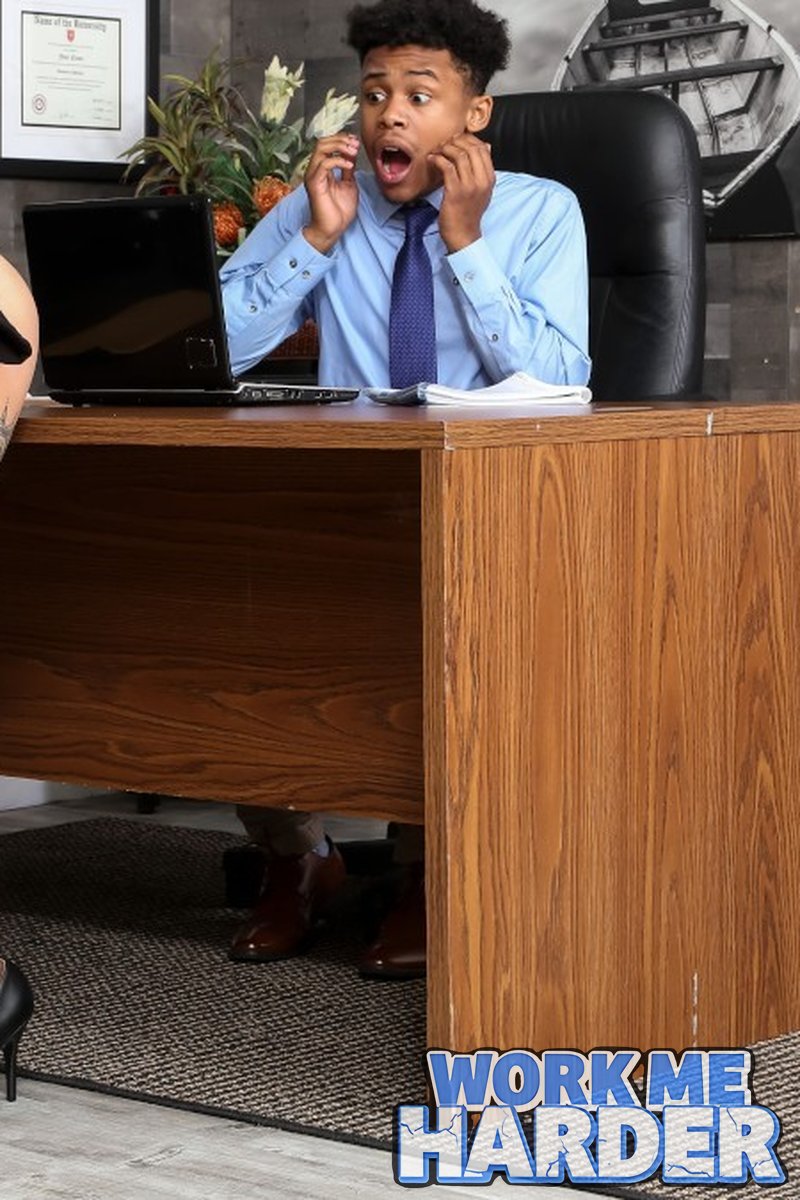 Slutty at Work - Screenshot 1 of 4 - 69
