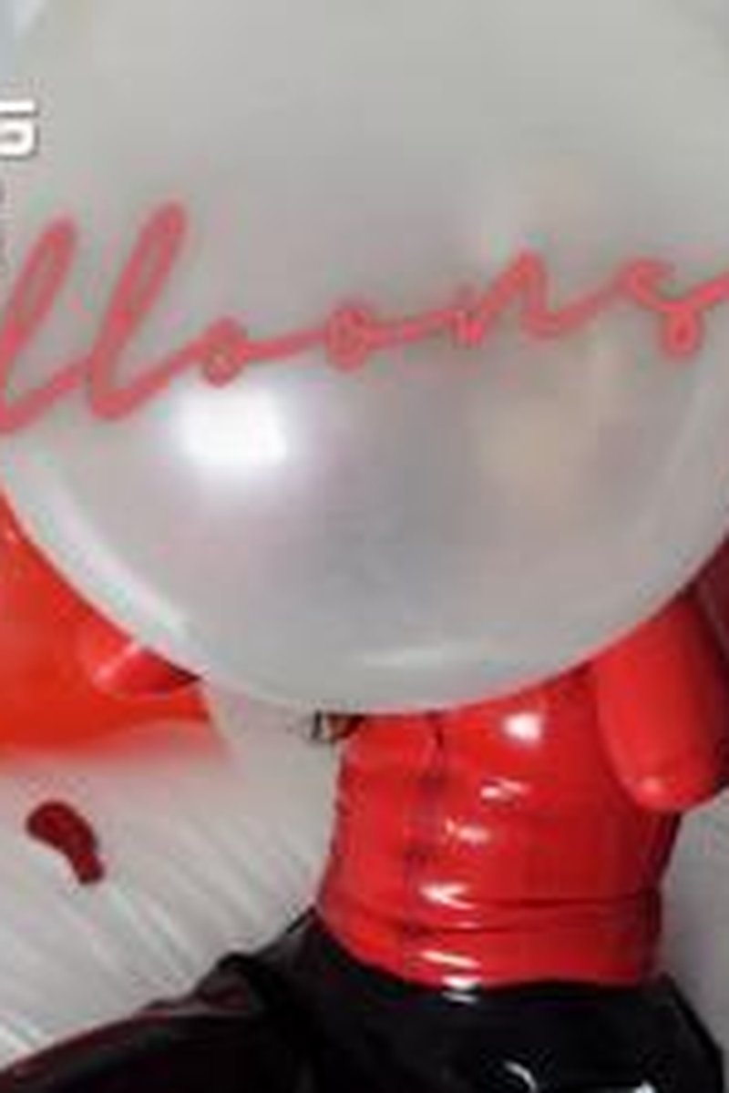 Inflating Big Balloons - Screenshot 1 of 4 - Balloon Fetish