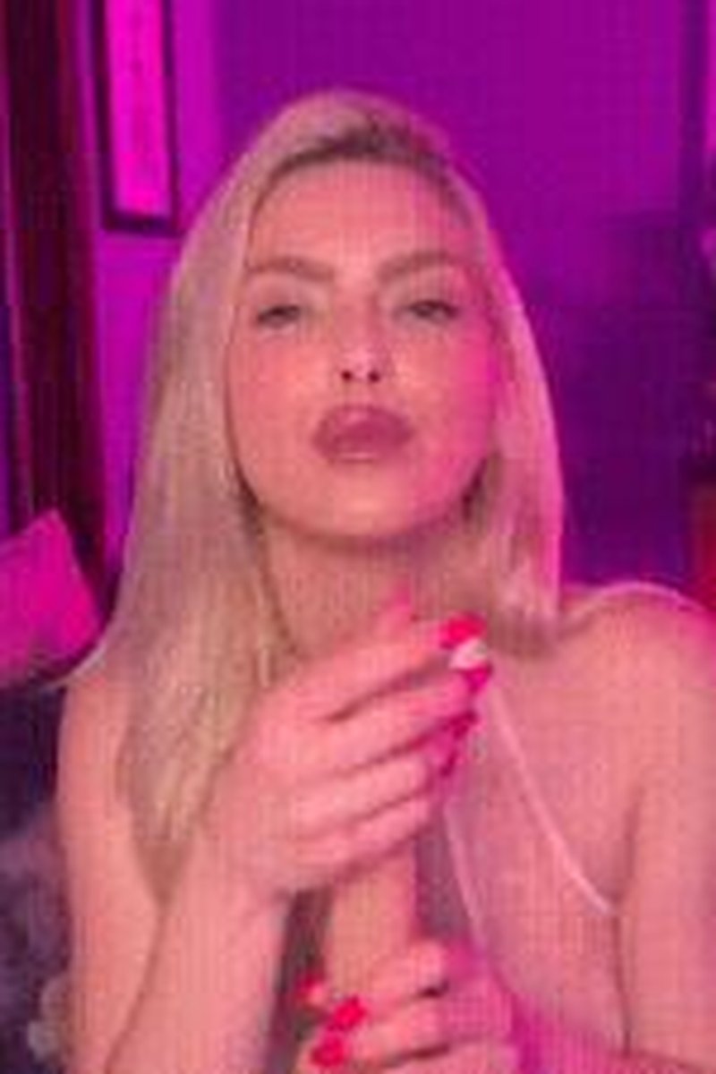 JOI - Screenshot 1 of 4 - Blonde Hair (Female)