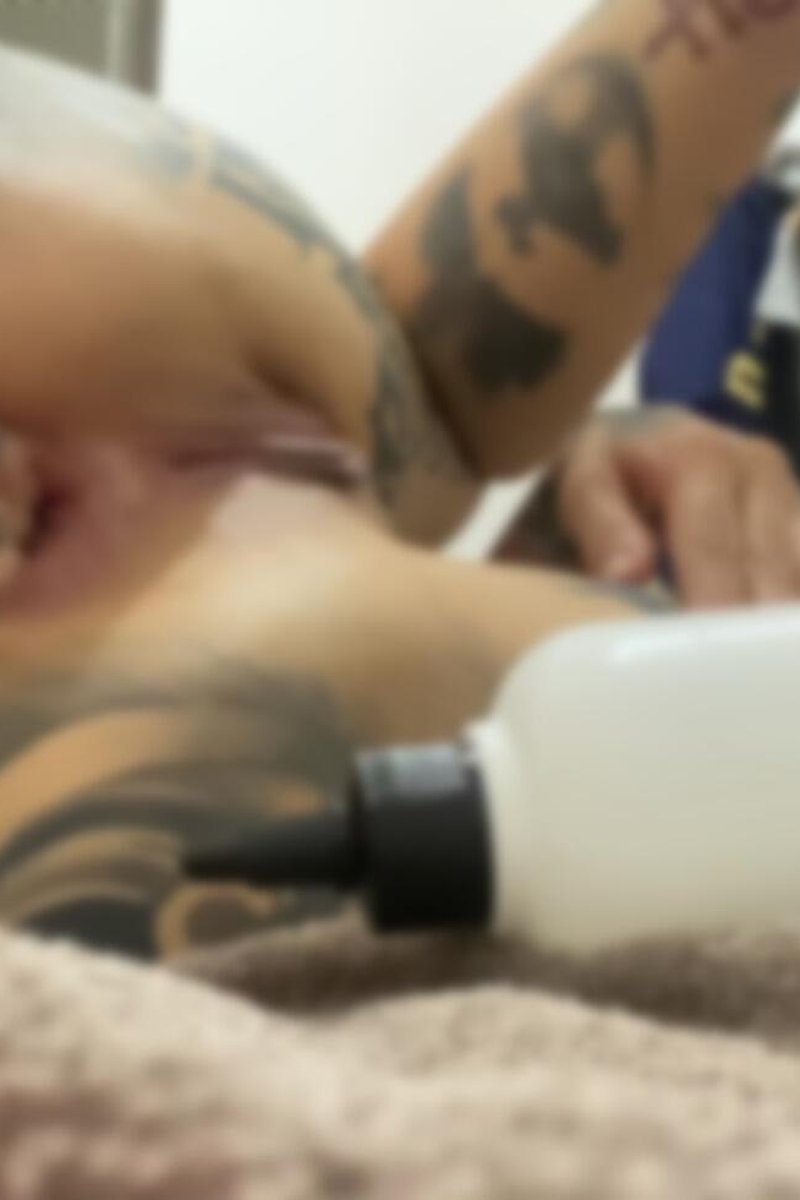 MILF Insertions Objects Ass - Screenshot 1 of 4 - Amateur