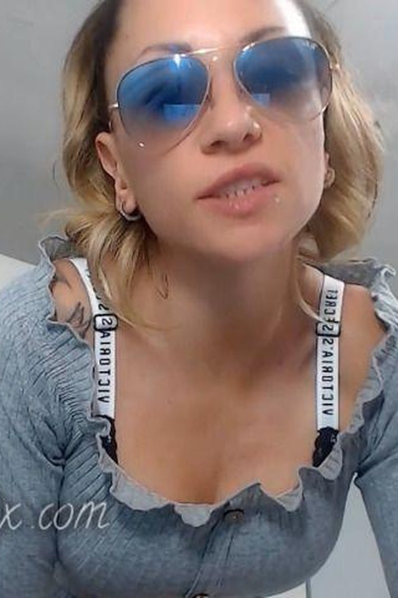 TP-manyvidsspanishfindomsonia-cuckold-loser-spanish-audio